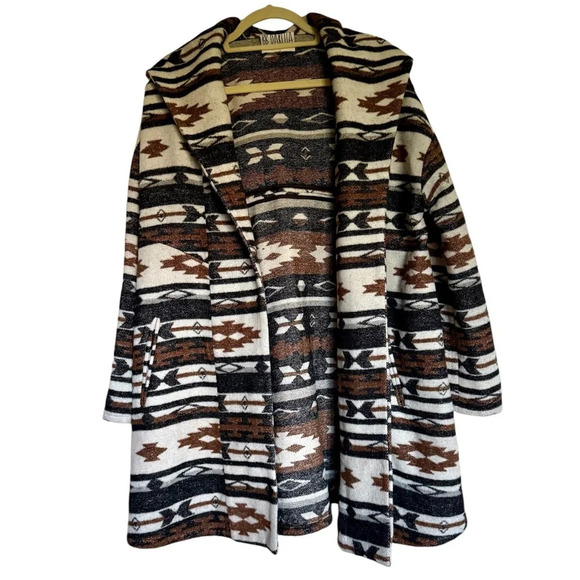 BB Dakota Keji Cheyanne Southwest Aztec Print Coat Size Medium - Picture 1 of 8